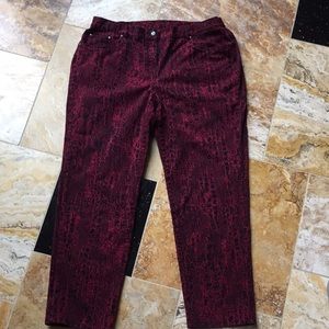 Ruby Rd. Ethnic/tribal stretch jeans elastic waist